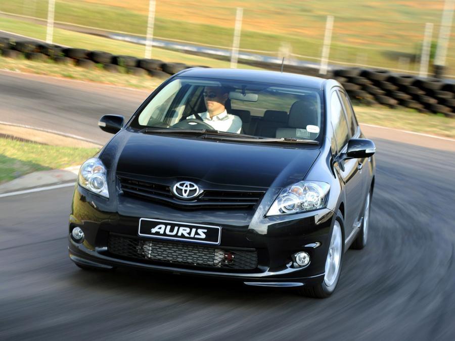  Toyota Auris 5-Door by TRD 2011 года  (ZA) (фото 13 из 18)